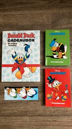 Cadeaubox Donald Duck minipocket, Ophalen of Verzenden, Zo goed als nieuw, Meerdere stripboeken