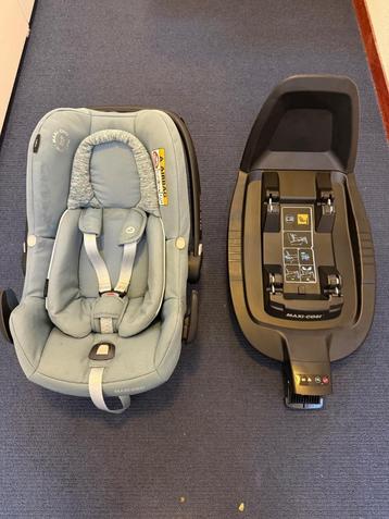 Maxi-cosi Rock met isofix base beschikbaar voor biedingen