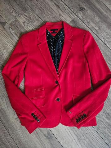 Tommy Hilfiger jasje beschikbaar voor biedingen