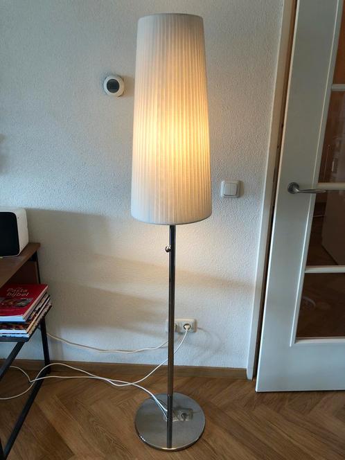 IKEA 365+ Lunta vloerlamp met geintegreerde dimmer, Huis en Inrichting, Lampen | Vloerlampen, Zo goed als nieuw, 150 tot 200 cm