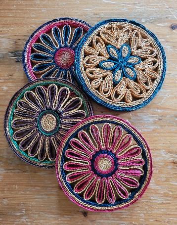Vintage Raffia Pannenonderzetters - Set van 4 /jr.60 beschikbaar voor biedingen
