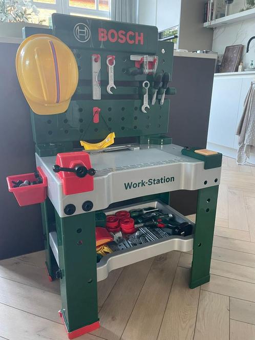 Kinder werkbank van BOSCH met veeeeel gereedschap, Kinderen en Baby's, Speelgoed | Speeltafels, Zo goed als nieuw, Ophalen