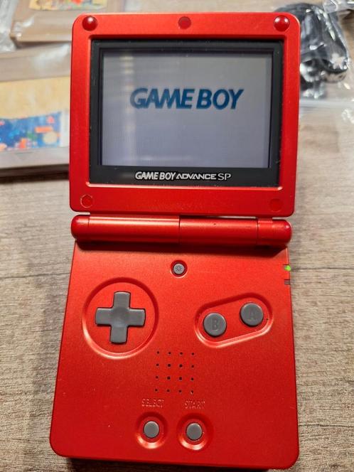 Nintendo gameboy advance sp met spellen, Spelcomputers en Games, Spelcomputers | Nintendo Game Boy, Gebruikt, Game Boy Advance SP