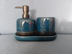 Badkamer accessoire / zeepdispenser set (gratis), Huis en Inrichting, Badkamer | Badtextiel en Accessoires, Ophalen, Zo goed als nieuw