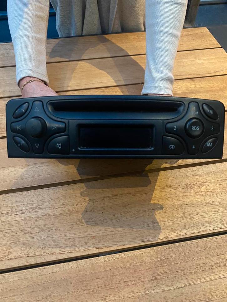 Mercedes Becker autoradio., Auto diversen, Autoradio's, Zo goed als nieuw, Ophalen of Verzenden