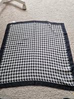 Damessjaal Taifun blauw/wit 70x70 cm, Maat 38/40 (M), Ophalen of Verzenden, Zo goed als nieuw, Taifun