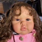 Realistische peuter pop Ellie (60cm), Ophalen of Verzenden, Nieuw, Pop, Levensecht of Reborn