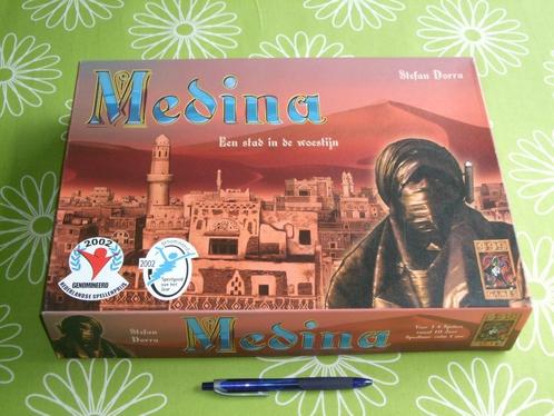 Medina - Een stad in de woestijn - tactisch bouwspel, Hobby en Vrije tijd, Gezelschapsspellen | Bordspellen, Zo goed als nieuw