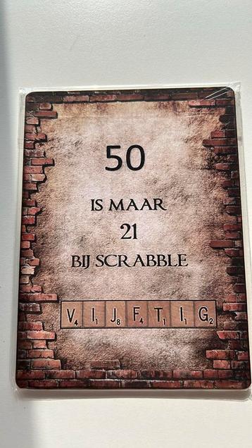 Plankje met tekst 50 beschikbaar voor biedingen