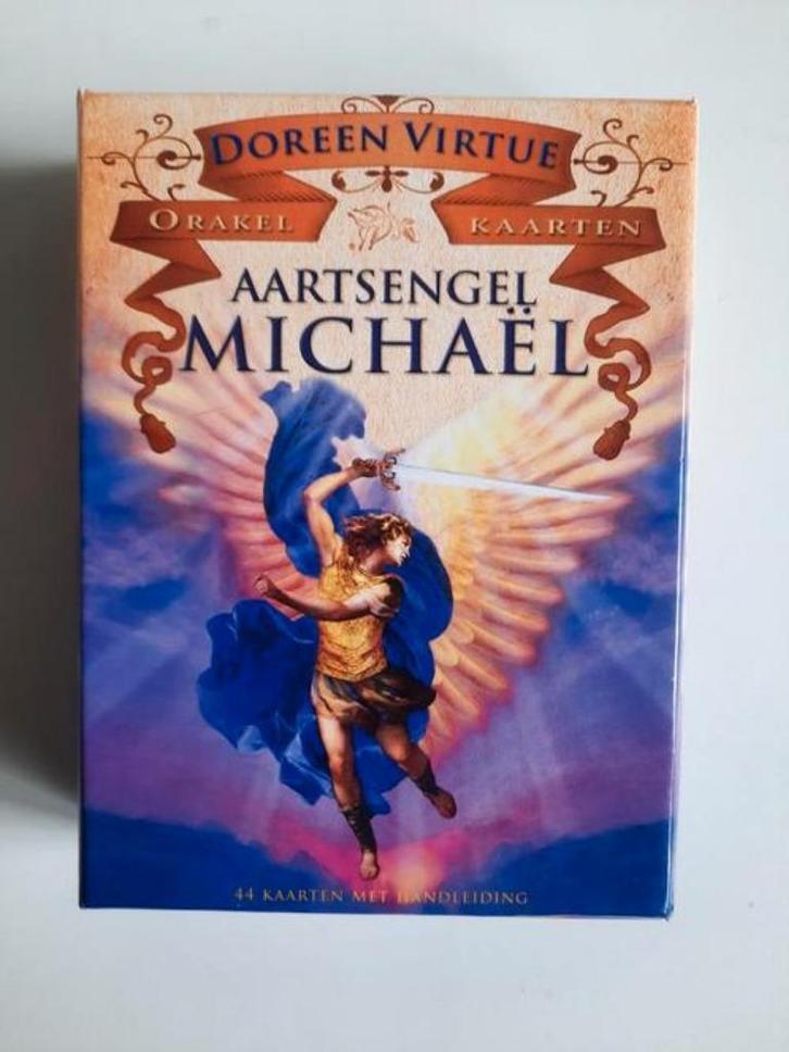Aartsengel Michaël orakelkaarten . Doreen Virtue, Boeken, Esoterie en Spiritualiteit, Zo goed als nieuw, Overige typen, Tarot of Kaarten leggen