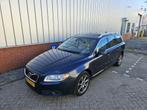 Volvo V70 1.6 T4 Limited Edition Schuifdak Leer PDC, Voorwielaandrijving, Euro 5, 15 km/l, Gebruikt