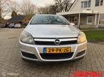 Opel Astra 1.6 Enjoy van de 2e eigenaar ""Apk 10-10-2026"", Voorwielaandrijving, 15 km/l, Gebruikt, 4 cilinders