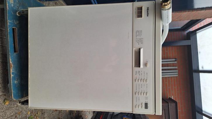 Miele vaatwasser, Witgoed en Apparatuur, Vaatwasmachines, Gebruikt, Vrijstaand, Minder dan 85 cm, 45 tot 60 cm, 10 tot 14 liter