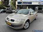 Renault Mégane Coupé-Cabriolet 1.6 16V Privilège Luxe Cli, Auto's, Voorwielaandrijving, 65 €/maand, Stof, Gebruikt