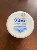 Dove Body Silk - Complete Body Care 300ml, Ophalen of Verzenden, Nieuw, Bodylotion, Crème of Olie