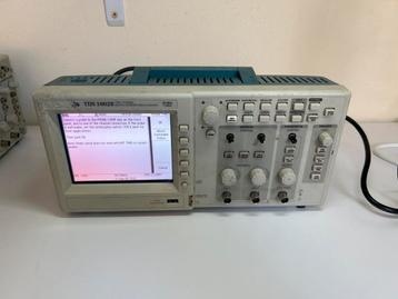Tektronix TDS 1002 en TDS1002B beschikbaar voor biedingen