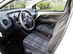 Peugeot 108 1.0 e-VTi Active | Bluetooth | Airco | Parkeerse, Airconditioning, Origineel Nederlands, Te koop, Benzine