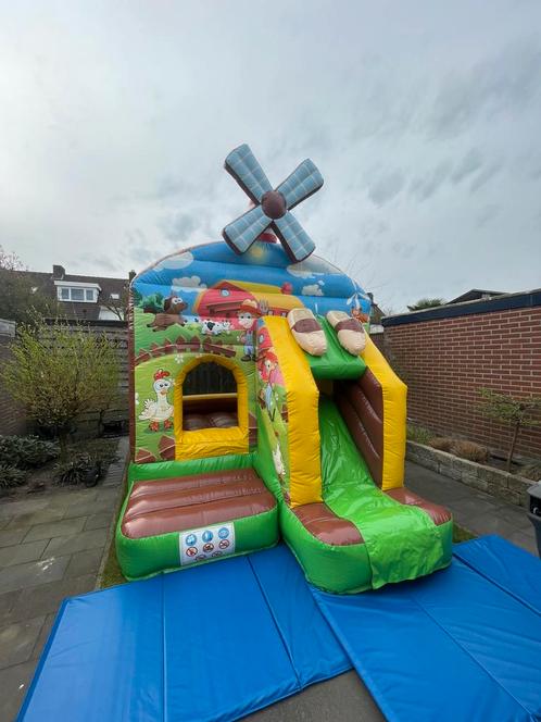 Springkussen Hollands feestje te huur, met op- en afbouw, Hobby en Vrije tijd, Feestartikelen | Verhuur, Zo goed als nieuw, Overige