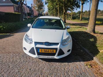 Ford Focus 1.0 Ecoboost 74KW Wagon 2014 Wit beschikbaar voor biedingen