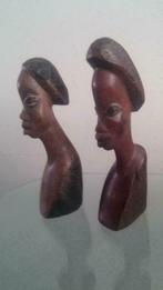 2 inheemse hardhouten sculpturen, bustes van vrouw en man., Ophalen of Verzenden