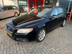 Volvo V70 2.4 D5 185PK Summum Volledig lederen bekleding/Xen, Auto's, 179 €/maand, Diesel, Euro 4, 750 kg