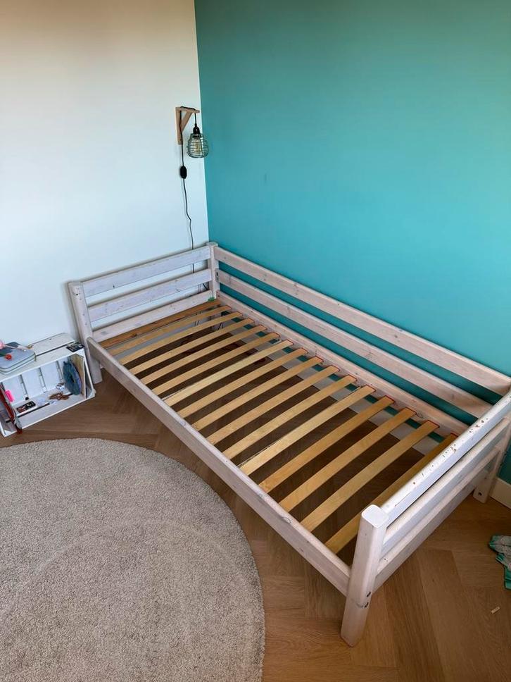 Flexa Hoogslaper Wit / whitewash, Huis en Inrichting, Slaapkamer | Bedden, Gebruikt, Eenpersoons, 90 cm, 200 cm, Hout, Wit, Verstelbaar