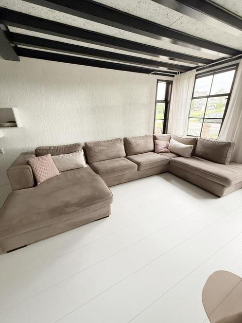 Prachtige U bank in perfecte staat (gereinigd) 405 x 235 cm, Huis en Inrichting, Banken | Complete zithoeken, Zo goed als nieuw
