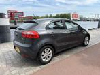 Kia Rio 1.2 CVVT Super Pack 5 deurs airco/ecc apk (bj 2013), Euro 5, Gebruikt, Zwart, 4 cilinders