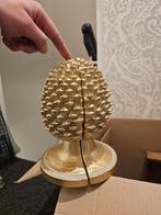 Boekensteun franse lelie/ dennenappel, Ophalen, Zo goed als nieuw