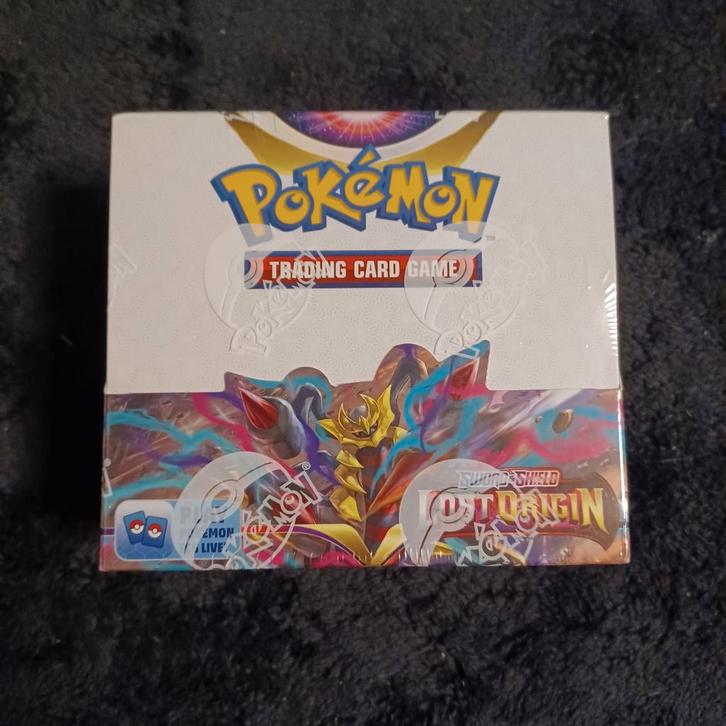 Lost origin boosterbox, Hobby en Vrije tijd, Verzamelkaartspellen | Pokémon, Zo goed als nieuw, Boosterbox, Foil, Ophalen of Verzenden