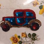 Vintage applicatie auto   blauw,rood,goud,grijs, Ophalen of Verzenden