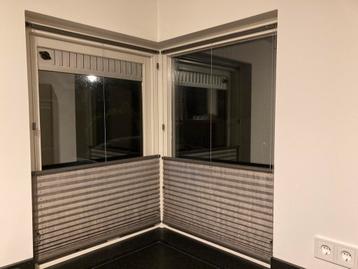 Luxaflex plissé gordijnen. Bottom up / Top down beschikbaar voor biedingen