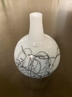 Kosta Boda glazen vaas, Huis en Inrichting, Woonaccessoires | Vazen, Ophalen, Wit, Minder dan 50 cm, Glas