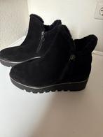 Tamaris Suède Enkellaarsjes Maat 36, Ophalen of Verzenden, Zo goed als nieuw, Zwart, Lage of Enkellaarzen