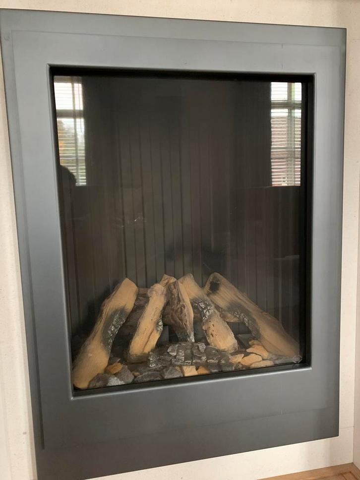 Dru Inbouw Gashaard + GRATIS Natuursteen Ombouw, Huis en Inrichting, Haarden, Gebruikt, Gashaard, Ophalen