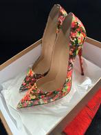 Christian Louboutin, model So Kate 120 Multicolor, Kleding | Dames, Schoenen, Ophalen of Verzenden, Gedragen, Overige kleuren