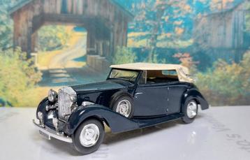 1:43 Rolls Royce Phantom III closed soft top 1939; Solido beschikbaar voor biedingen
