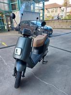 Iva S5 bromscooter, Fietsen en Brommers, Snorfietsen en Snorscooters, Ophalen of Verzenden, Zo goed als nieuw, Elektrisch, Overige merken