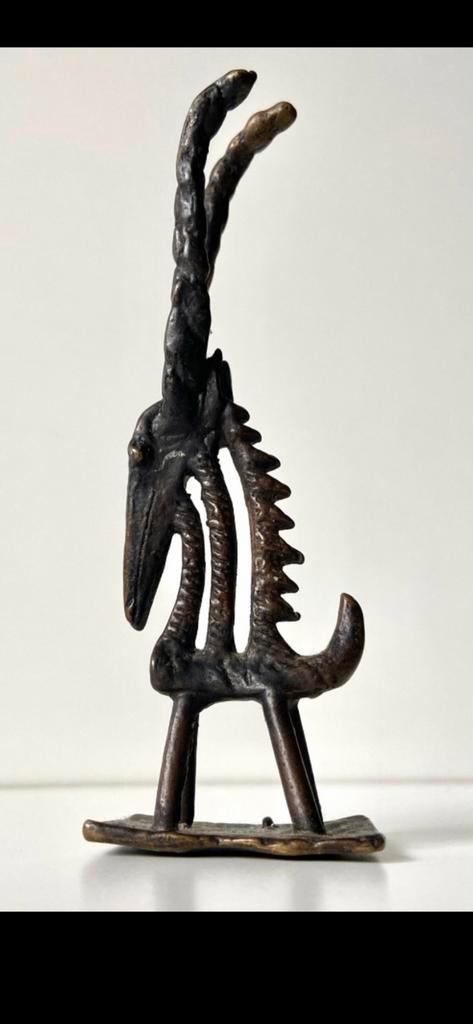 Zeer fraai bronzen figuur van het Bamana volk uit Mali, Antiek en Kunst, Kunst | Beelden en Houtsnijwerken, Ophalen of Verzenden