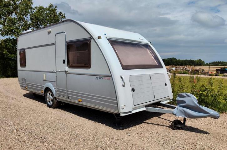 Zeer complete kip caravan hyline 50 TDB incl. toebehoren., Caravans en Kamperen, Caravans, Particulier, tot en met 4, Rondzit
