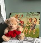 Valentijnsdag leuk metalen bord en Beer met hartjes ️, Ophalen of Verzenden, Zo goed als nieuw, Stoffen beer, Overige merken