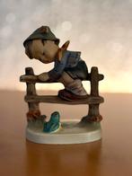 Hummel Beeldje 201 - Terugtocht in Veiligheid, Antiek en Kunst, Antiek | Keramiek en Aardewerk, Ophalen of Verzenden
