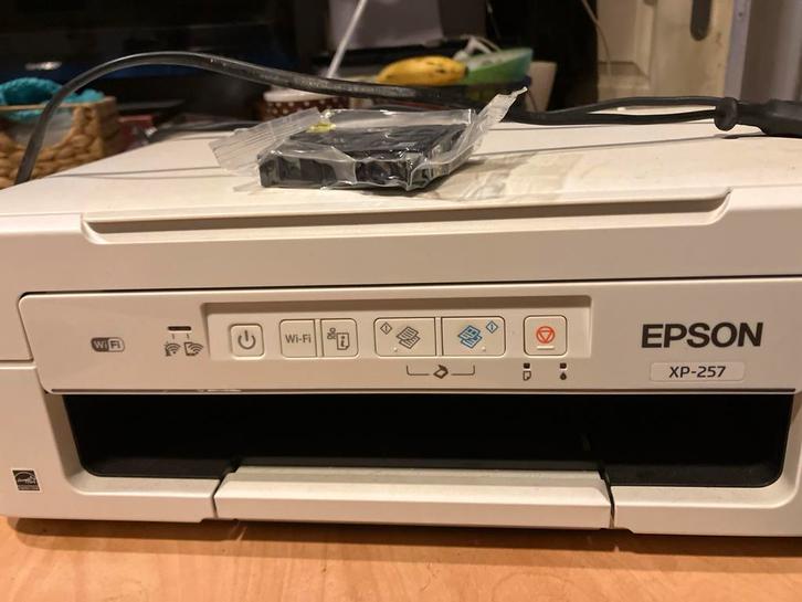 Epson XP-257 Printer - All-in-one, Computers en Software, Printers, Gebruikt, All-in-one, Inkjetprinter, Kleur printen, Draadloos