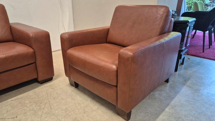 Cognac bruine leren Montel design fauteuil in perfecte staat, Huis en Inrichting, Fauteuils, Zo goed als nieuw, Leer, 75 tot 100 cm