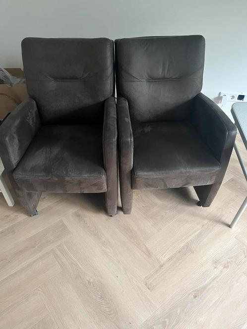 Aangeboden 6 verrijdbare eetkamer stoelen, Huis en Inrichting, Stoelen, Zo goed als nieuw, Vijf, Zes of meer stoelen, Bruin, Ophalen