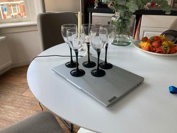 Set van 5 zwarte luminarc wijnglazen beschikbaar voor biedingen