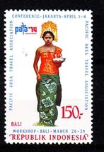 TSS Kavel 420013 Indonesië Pf  kostuums kleding minr 775 Moo, Postzegels en Munten, Postzegels | Azië, Zuidoost-Azië, Ophalen of Verzenden