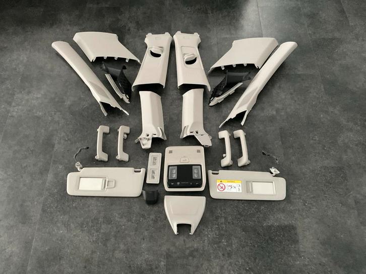 VW Golf 8 variant Interieurdelen Grijs 2023, Auto-onderdelen, Interieur en Bekleding, Volkswagen, Gebruikt, Ophalen