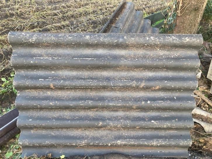 2 Golfplaten met bevestigingsbouten, Doe-het-zelf en Verbouw, Dakpannen en Dakbedekking, Gebruikt, Golfplaat, Overige materialen