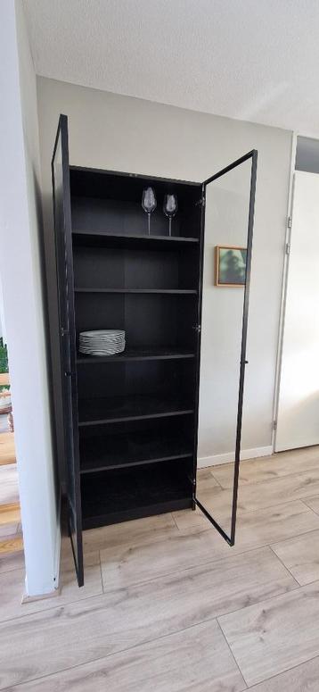 Vitrinekast / servieskast (Billy + Oxberg deuren) - afbeelding 6